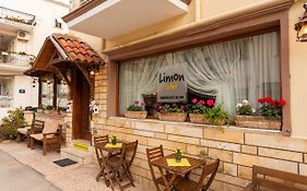 Limon Otel Foça